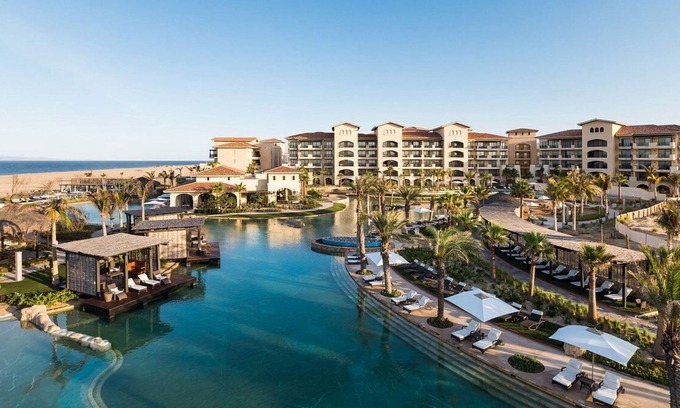 Los Cangrejos II y III Resort | Grand Master Suite at a beautiful resort just north of down town Cabo San Lucas.