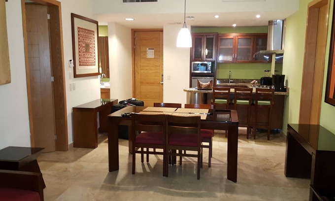Villa Juarez House | Grand Mayan 1 bedroom w/kitchen