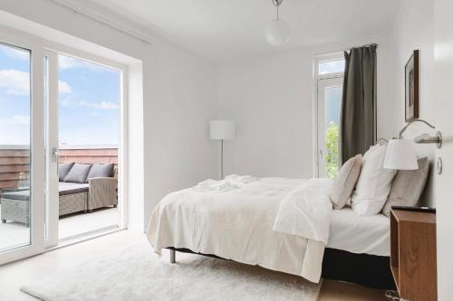 Midtbyen Apartment | Grand Penthouse Suite With Private Rooftop Terrace