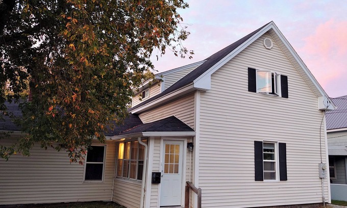 Gorham House | Grand Trunk Cottage - a home for all seasons!