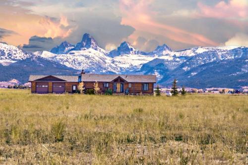 Leigh Creek Estates House | Grand View - Targhee Ski Resort, Jackson, Hot Tub