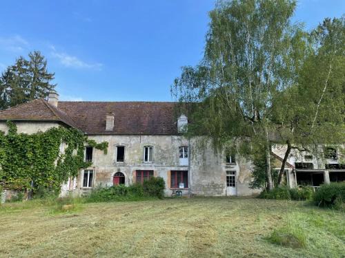 Loupeigne House | Grande Maison Festive