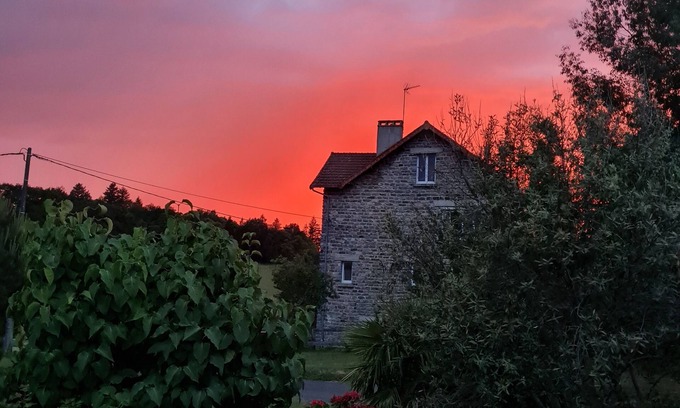 Naves House | Grande Maison Lumineuse Avec vue Dégagée sur la Campagne