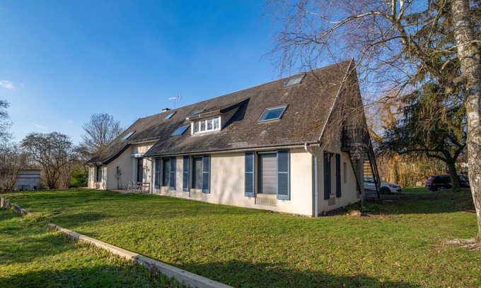 Charleville-Mezieres House | Grande Villa 20pax Avec vue Panoramique sur la Ville. A 5 min du Centre!