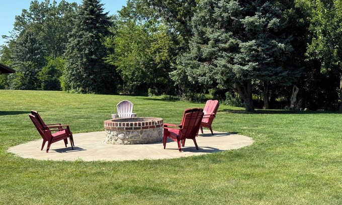 Galena Hotel | Grant Hills Motel