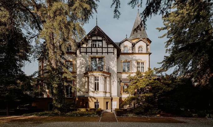 Srodmiescie Hotel | Grape Hotel