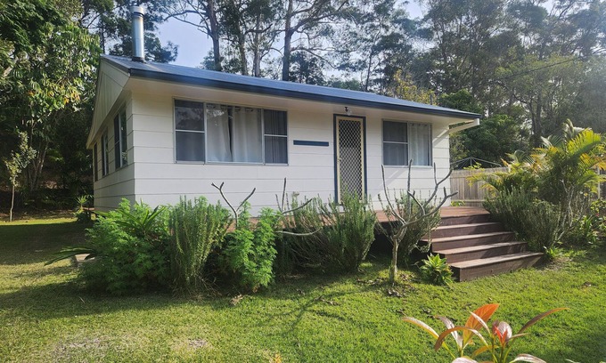 Grassy Head House | Grassy Retreat - Beach Getaway