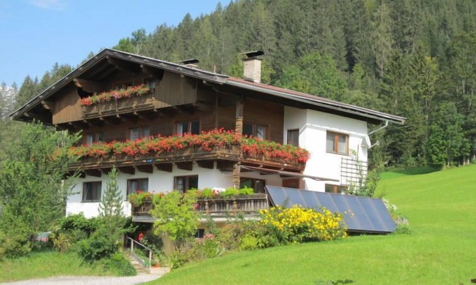 Wildschoenau Apartment | Gratlspitz by Interhome