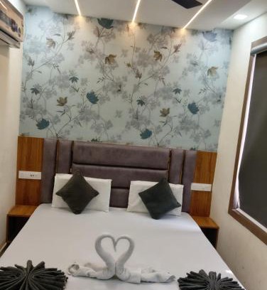 Amritsar Bed & Breakfast | Gray Stone- Two mints by walk From Golden Temple