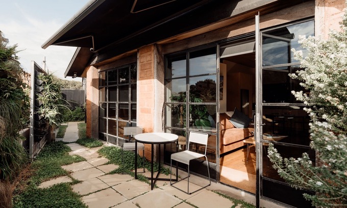 Surf Beach Cottage | Great 50 meter square architectural fitout with a cosy modern vibe to relax in