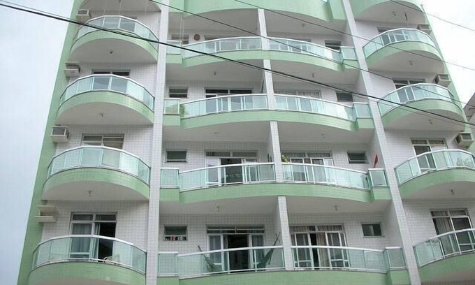 Braga Apartment | Great Apt 2 Qts, 1 bathroom + dependence on the service prepared in Cabo Frio. WIFI.