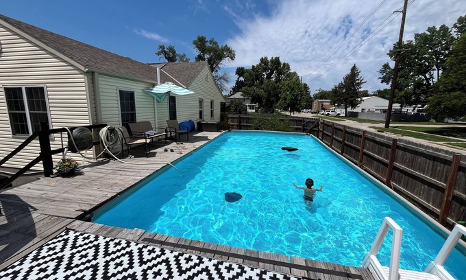 Florence House | Great for families or corporate travelers.