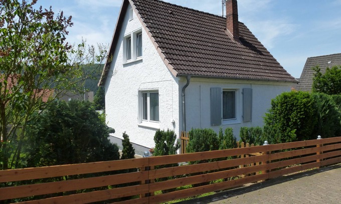 Bodenwerder House | Great holiday in the Weserbergland! In house with garden for 4 people. & Pets