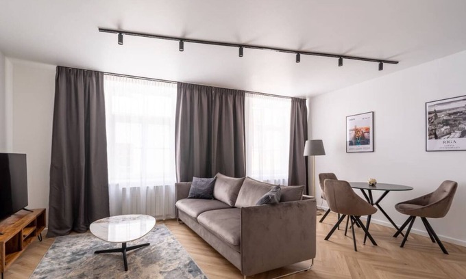 Old Town Apartment | Great location New & Stylish Guest Favorite