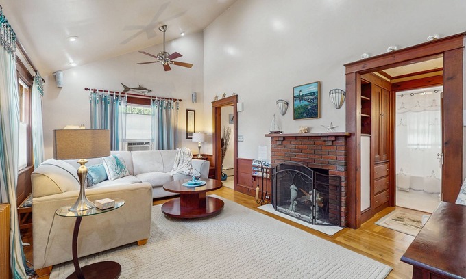 Falmouth House | Great location! walk to restaurants, shops, ferries; close to beach & bike trail