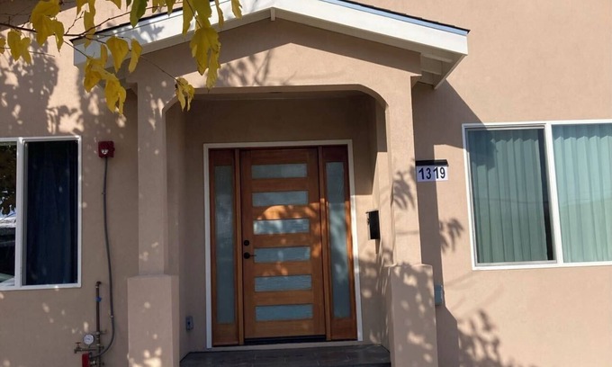 East San Mateo House | Great Value New Holiday Homes!