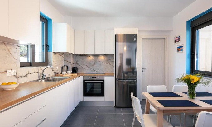 Dempla Apartment | Greek Sky - New modern apartment with shared pool