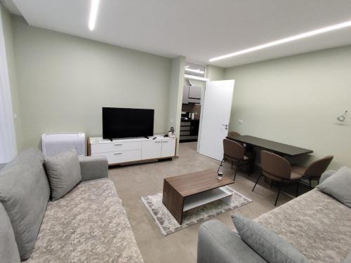 Sakës Apartment | Green 2-bedroom apartment beach