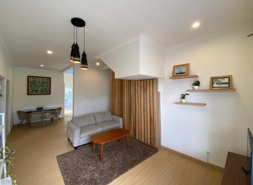 Oro Oro Ombo Villa | Green Apple Villa