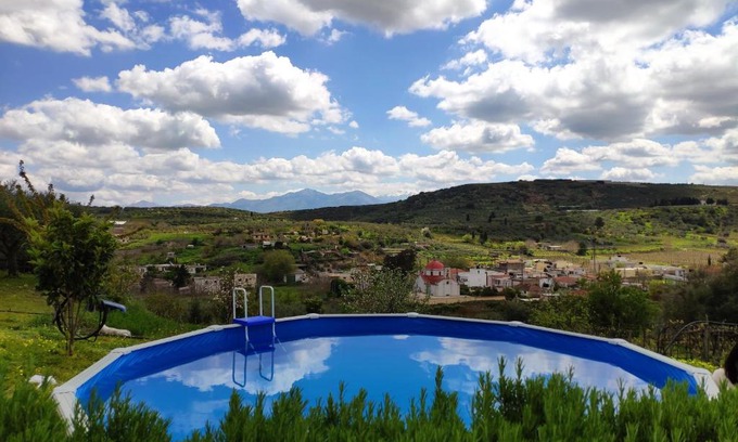 Nikos Kazantzakis House | Green Farm-small paradise!