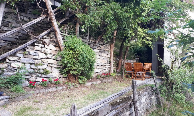 Domodossola House | GREEN HOUSE AND RELAXATION