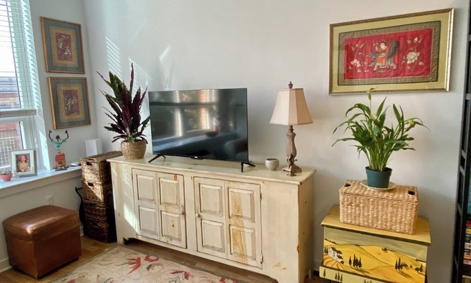 Exchange Place North Apartment | Green Oasis in Jersey City: Minutes into Manhattan!
