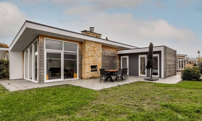 Gasthuis House | Green Resort Mooi Bemelen by Interhome
