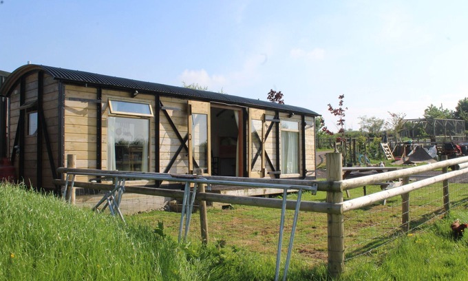 Bridport House | Greenacres Self Catering Railway Wagon-Glamping