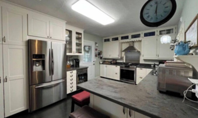 Oconomowoc House | Greenstone Cottage