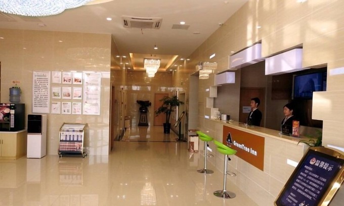 Feidong County Hotel | GreenTree Inn HeFei Feidong New District Hui Shopping Mall Express Hotel