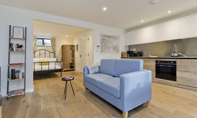 Greenwich West Apartment | Greenwich Perfection