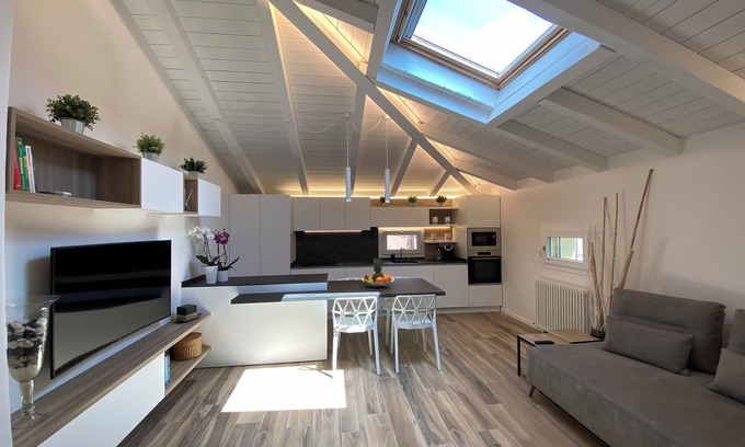 San Pietro in Casale Apartment | GRENIER BLANC ELEGANT AND NEW ATTIC