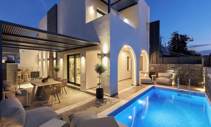 Agios Dimitrios Villa | Grey Stones Villa Luxurious maisonette villa with private pool