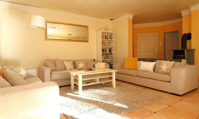 Ostseebad Dierhagen Apartment | Große Ferienwohnung mit 2 Bädern und Südterrasse in Strandnaher Lage