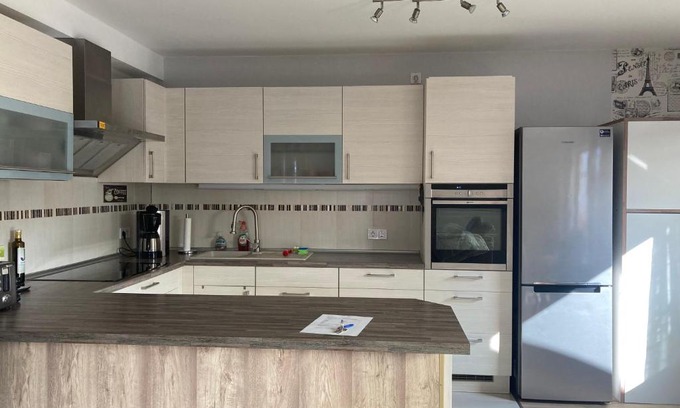 Großenheidorn Apartment | Große Wohnküche, Terrasse, Schlafzimmer am Steinhuder Meer, WLAN, Parkplatz, Fußbodenheizung, 70qm