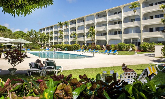 Sunset Crest Apartment | Ground floor apartment located in Hometown, 5 min walk to the Beach