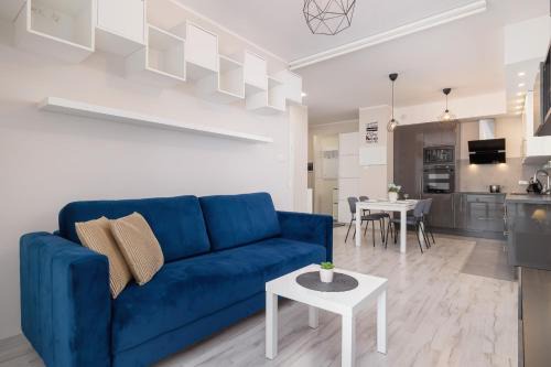 Sosnowiec Apartment | Ground Floor Apartment with Garden and FREE GARAGE in Sosnowiec by Noclegi Renters