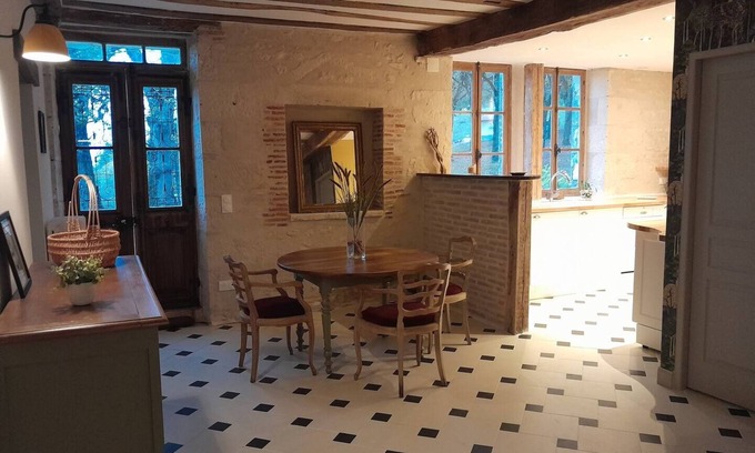 Parigny-les-Vaux Apartment | Ground-floor château apartment, view side