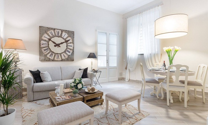 Lucca Historical Center Apartment | Ground Floor Historical Gem in the Heart of Lucca