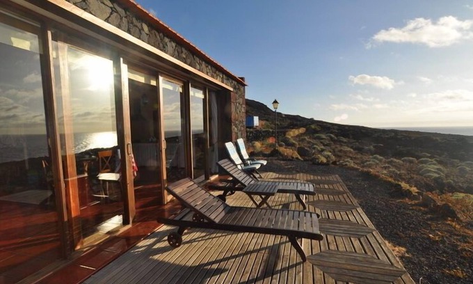 Valverde House | Ground house with spectacular sea views and tranquility