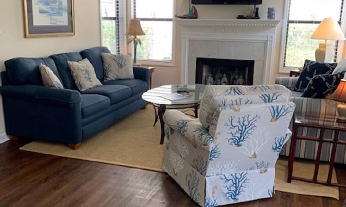 Saint Simons Island Condo | Ground Level End Unit; 3BR (2 KING bedrooms!)/2BA; Gated; Stroll to Village/Pier