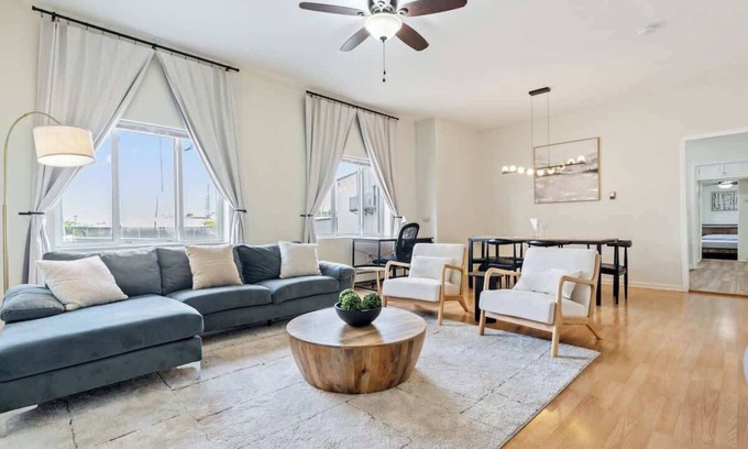 North Bergen Apartment | Group Retreat 15Min > NYC, MetLife, Mall + Parking