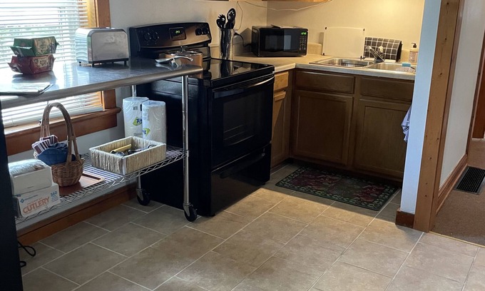 Williamsport Apartment | Group stay in Wmspt - Close PSU, Lycoming College, Lock Haven, Hiking/Biking!