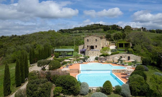 Pomarance Villa | GUADO AL SOLE 26&4, Emma Villas
