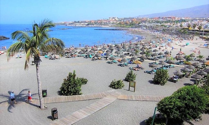 El Madronal House | Guest House Beach & Fun
