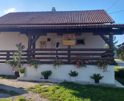 Slunj Apartment | Guest House Happy day