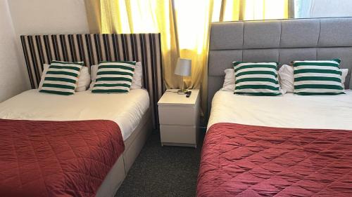 Barrow Gurney House | Guest House in Rose Meare Gardens