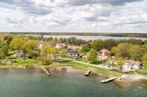 Kalmar House | Guest House Near The Sea - With Sea View