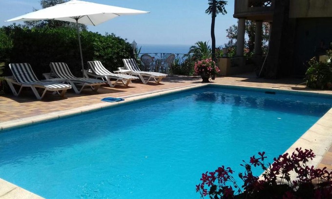 Espero-Pax Villa | Guest House with Panoramic Views, near Cannes