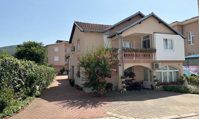 Medjugorje House | Guest House Zarko & Mara